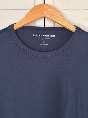 Lucky Brand Men’s Size L Classic Long Sleeve Crew Neck Tee